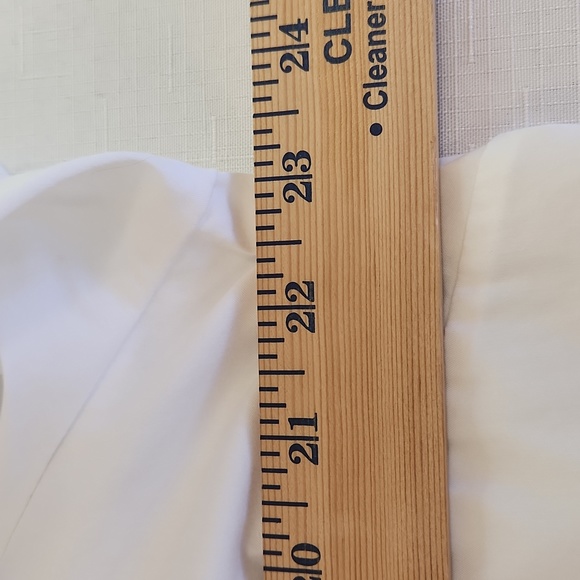 Talbot's White Bell Sleeve Blousey Top. Embroidered Trim. Size 1XP - Picture 10 of 11